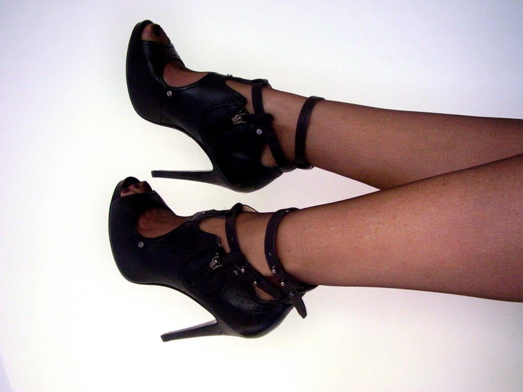 Ankle straps